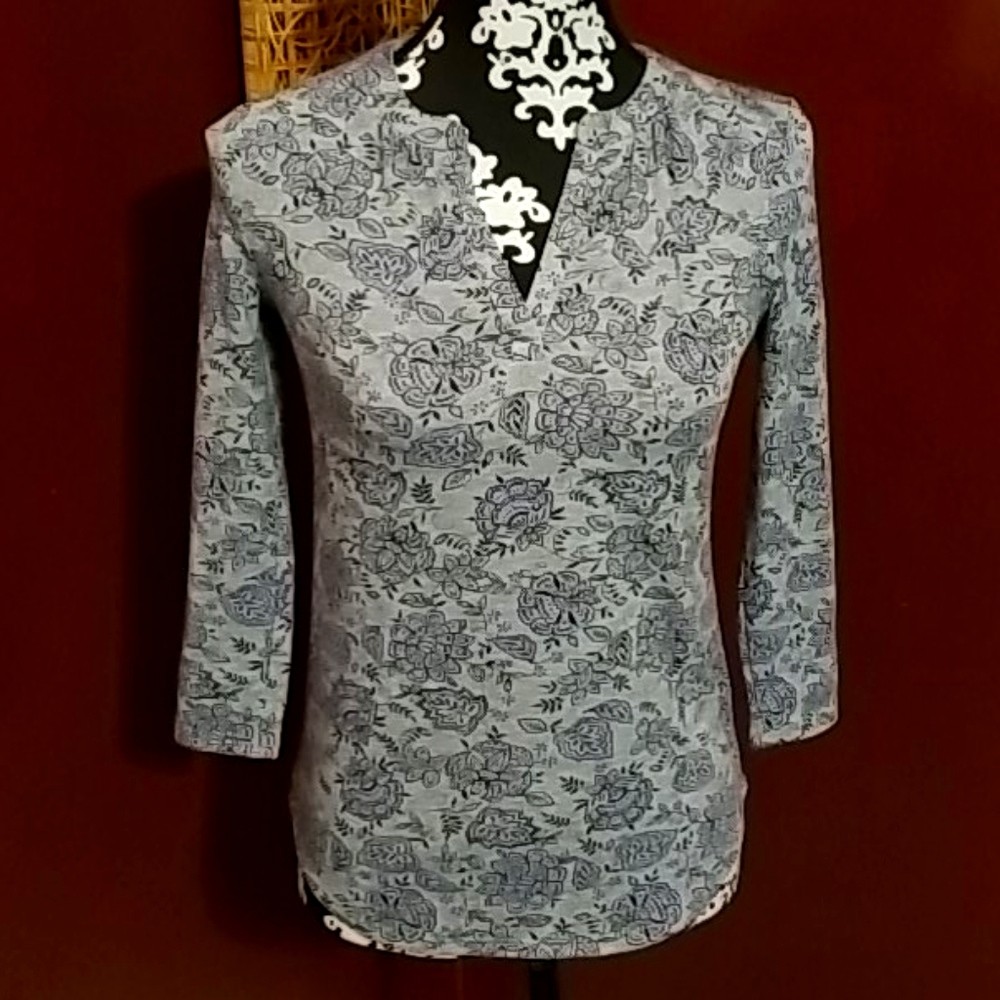 Petit Floral Liz Claiborne Top